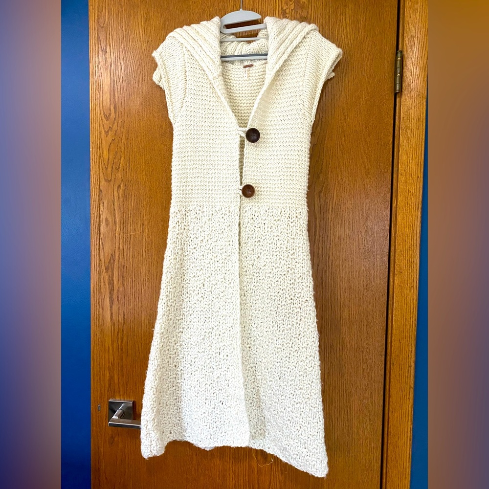 EUC Free People Sweater Vest cardigan duster
